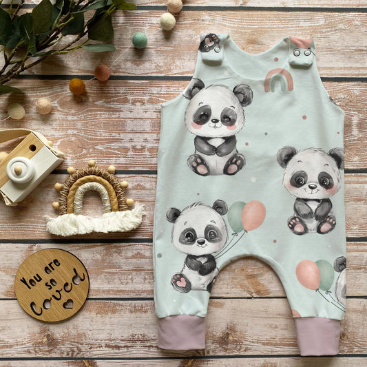 Baby Strampler Panda rosa handgemacht French Terry – Babykleidung Handmade by Kati
