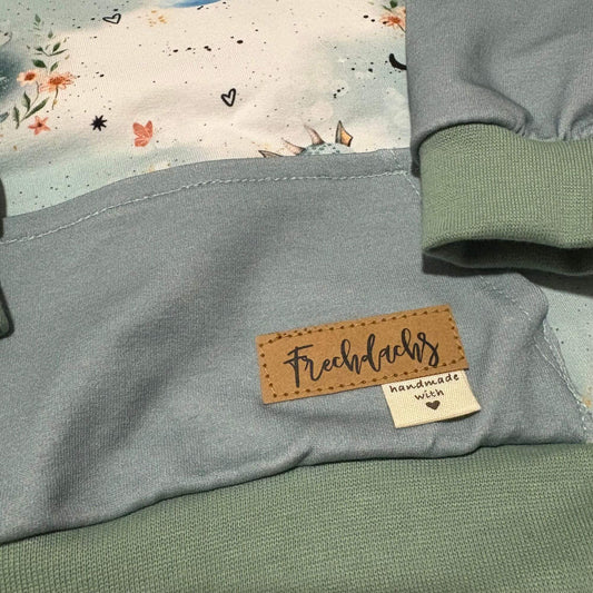Raglan Sweatshirt Drachen Vorderansicht – Kinderpullover French Terry handgemacht