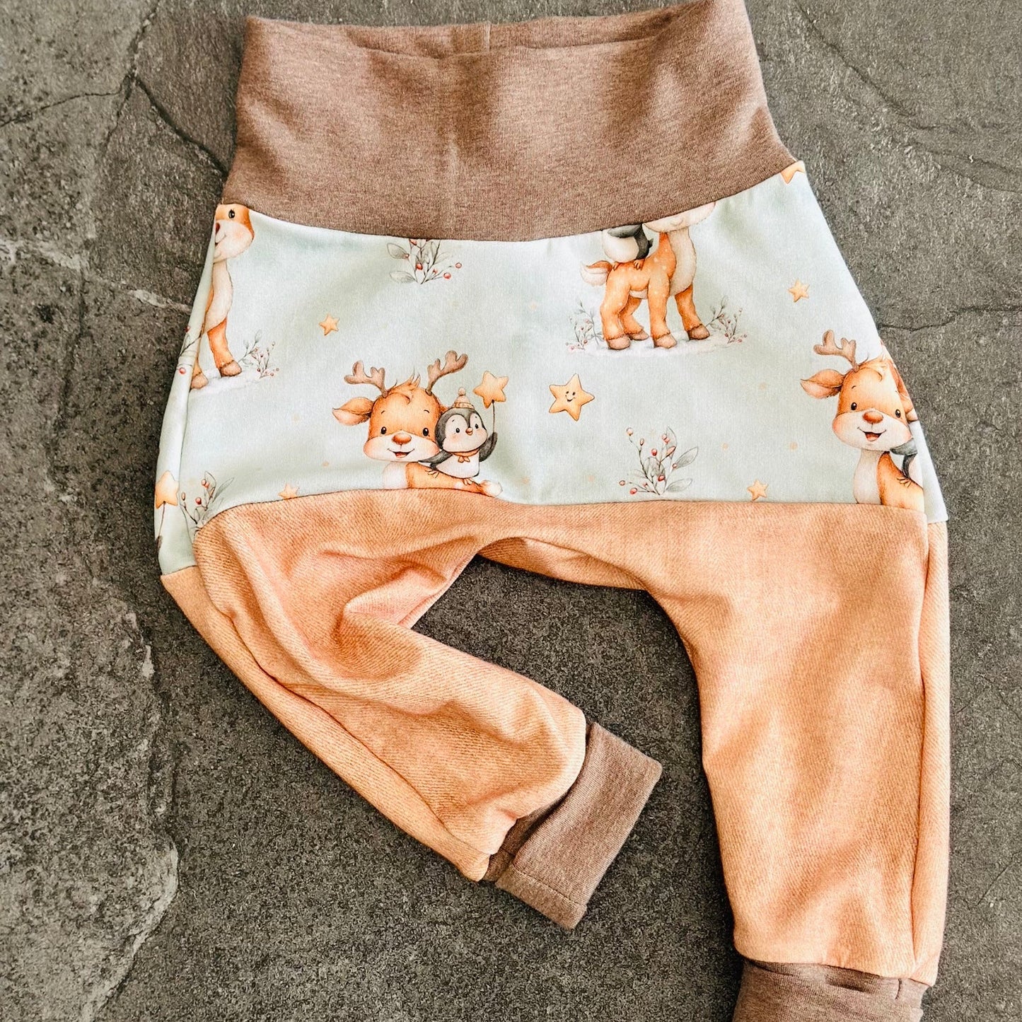 Rentier Pinguin Stoff Detailaufnahme – Weihnachten Kinderstoff Jersey