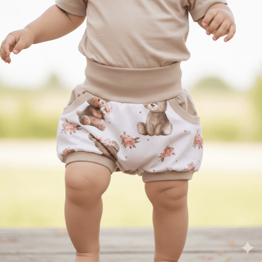 Handmade "sweet bears" shorts in beige