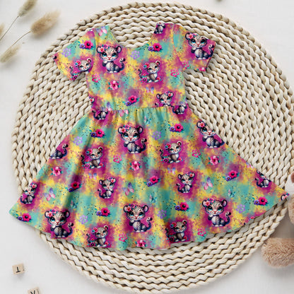 Mädchen Drehkleid Baby Leo handgemacht French Terry – Handmade by Kati