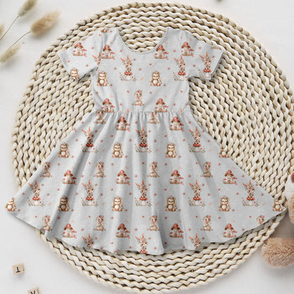 Mädchen Drehkleid Hase Blumenkranz French Terry – Handmade by Kati