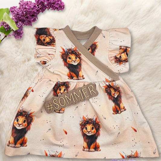 Handmade Baby Wickelkleid Löwe – Baby Kleid handgemacht French Terry Handmade by Kati