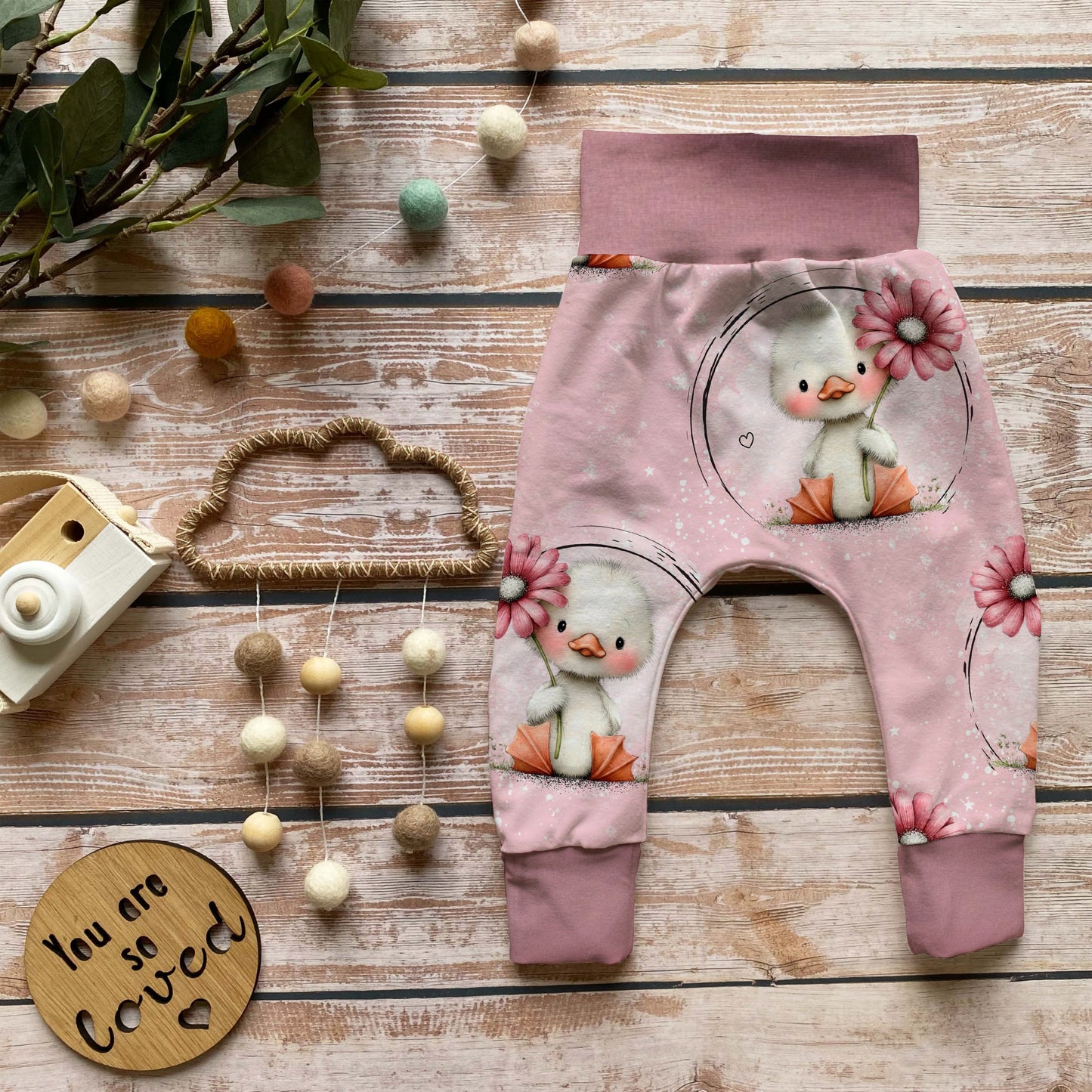 Pumphose Baby Glücksküken handgenäht | French Terry Set personalisiert