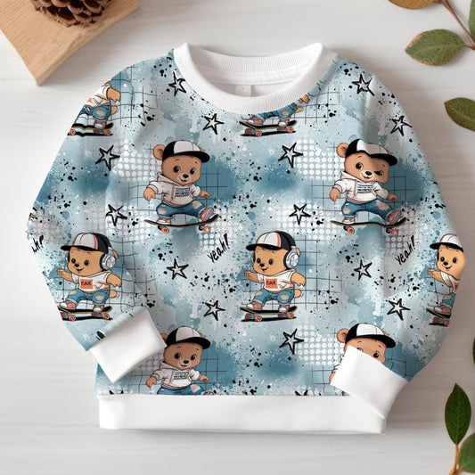Kinder Sweatshirt Skater Bär handgemacht French Terry – Handmade by Kati