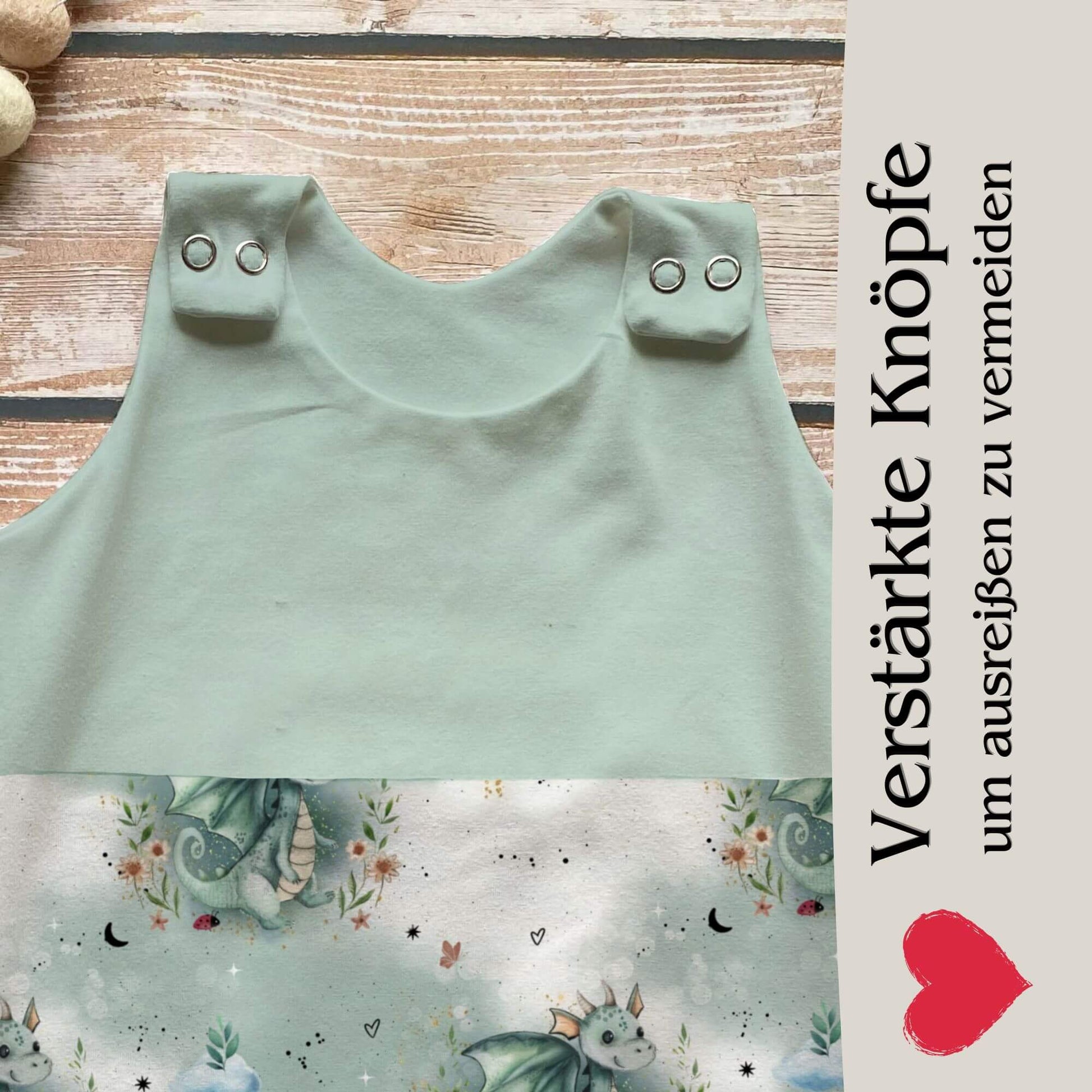 Drache Baby Strampler mint geteilt Vorderansicht – handgemacht Geschenk Geburt