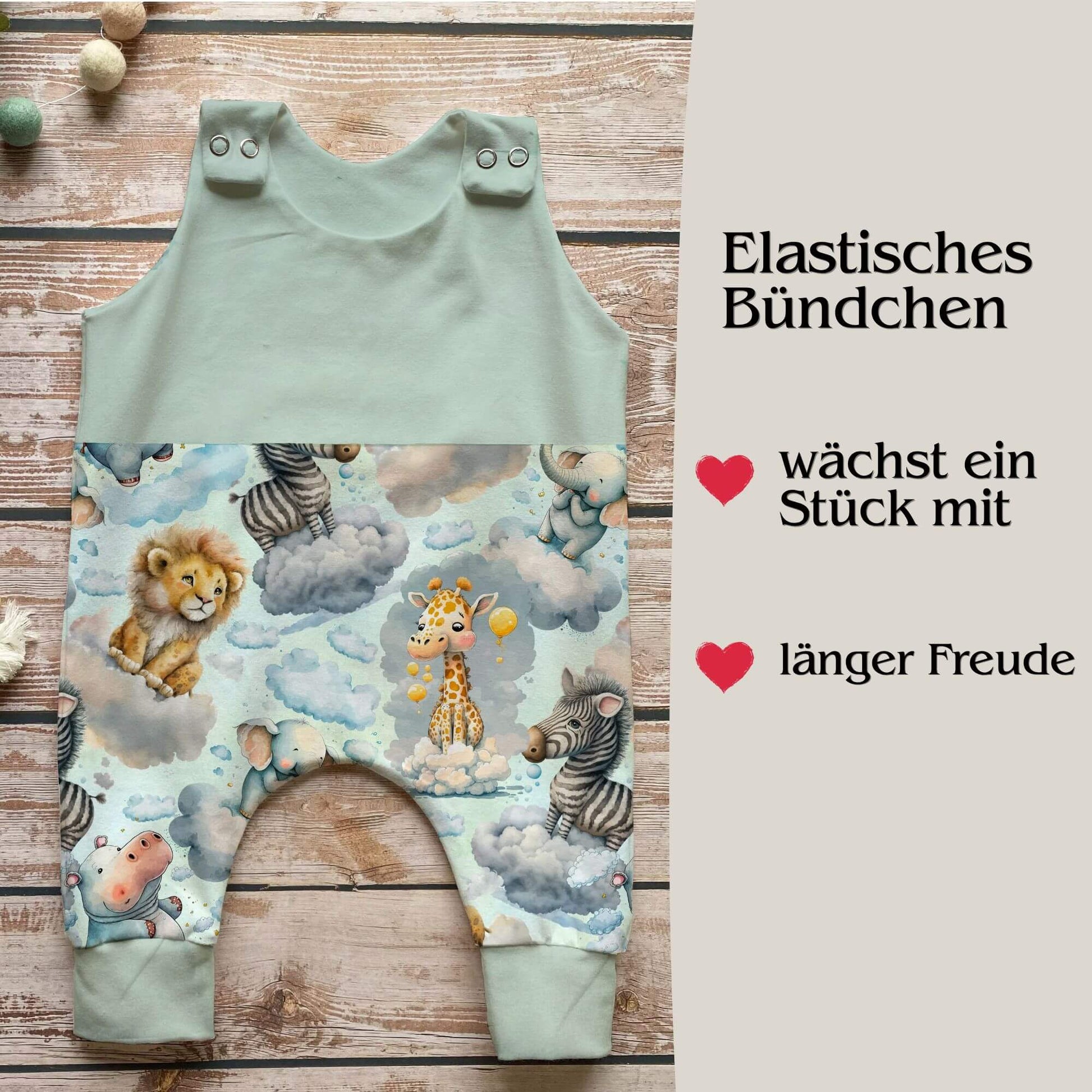 Baby Strampler Safari Träume mint Detailaufnahme – French Terry handgemacht geteilt