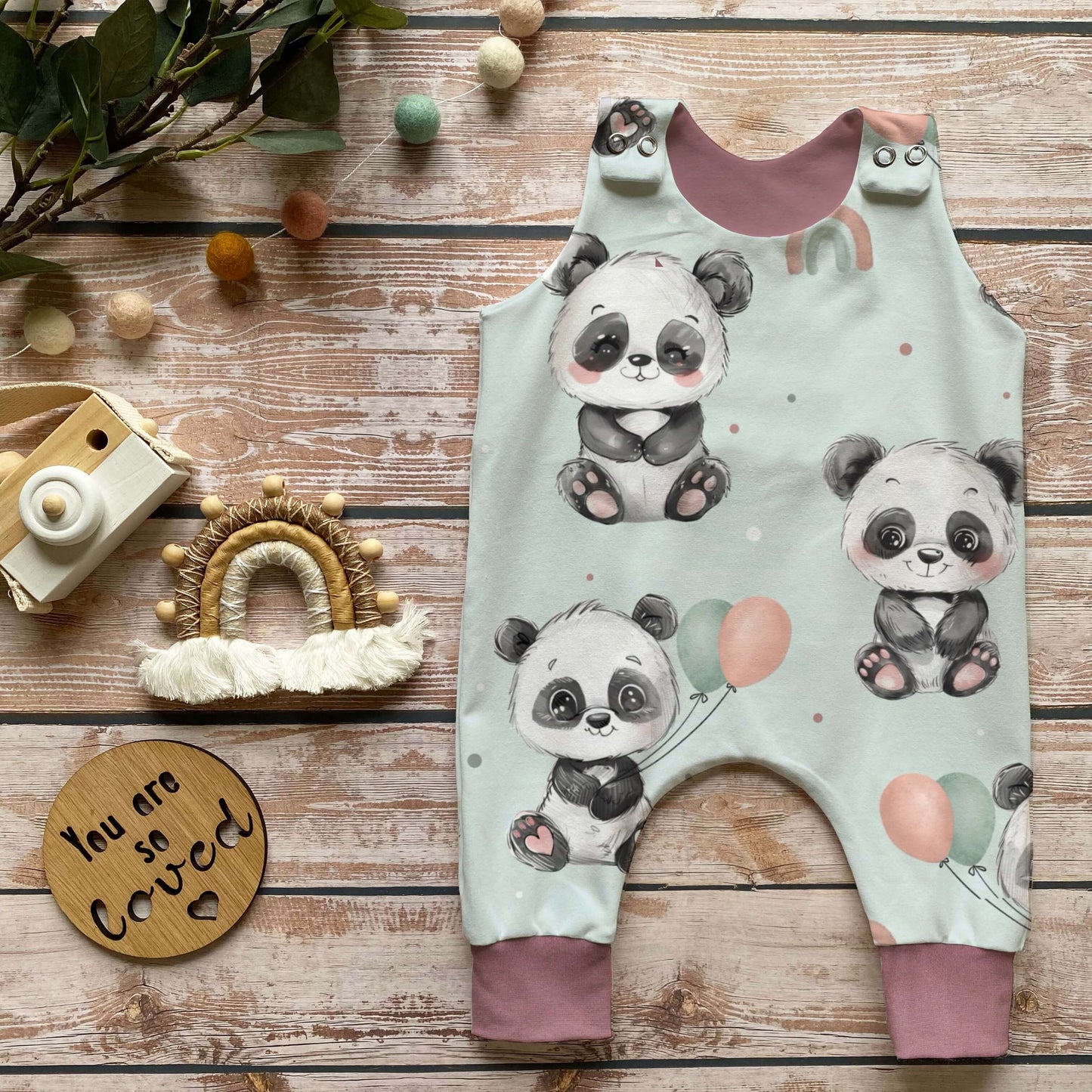 Baby Strampler Panda Set altrosa | handgenäht | Gr. 56–80